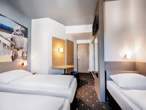 Bureau, chambres insonorisées, Wi-Fi gratuit, draps fournis