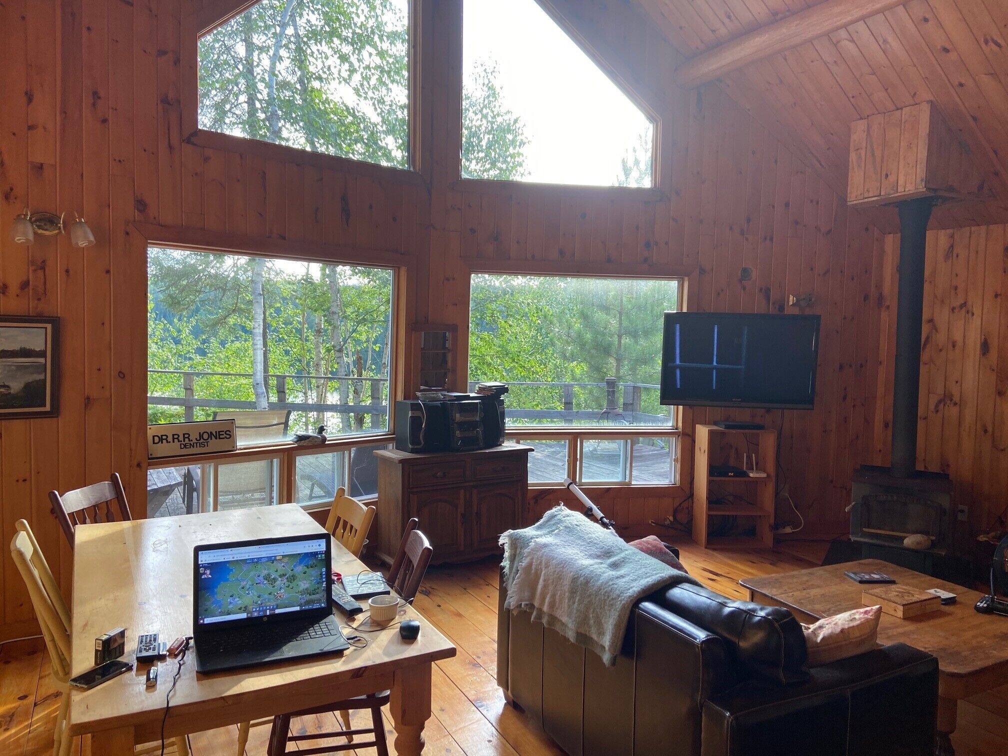 Comfort Cottage, 3 Bedrooms, Sauna, Lake View | Living area