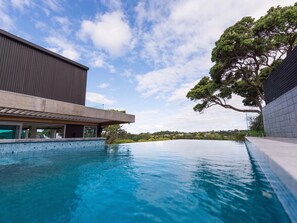 Pool - Moonlit Knights - Tutukaka Holiday House (Tutukaka)