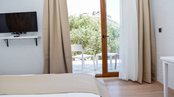 Standardzimmer, 1 Queen-Bett, Blick auf den Innenhof