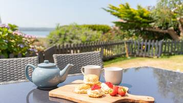 Apartment, Private Bathroom, Beach View (7 MIn Walk To Beach ) | Miscellaneous