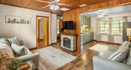 Cozy 2-Bedroom Dunnellon Abode