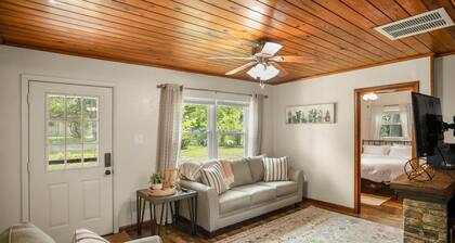 Cozy 2-Bedroom Dunnellon Abode