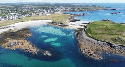 TY MENEZ HEOL - Beautiful villa with pool