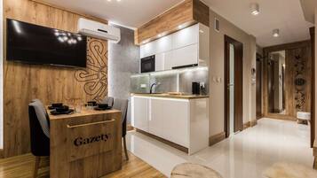 Standard Apartment, Balcony | 1 bedroom, individually decorated, iron/ironing board, free WiFi