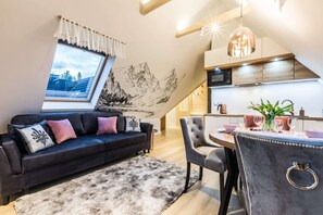 Standard Apartment, Balcony | 1 bedroom, individually decorated, iron/ironing board, free WiFi