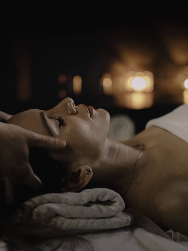 Sauna, hot tub, steam room, Turkish bath, body treatments, hydrotherapy