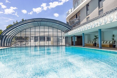 Meta Business Hotel