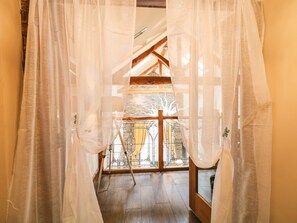 Cottage | Interior - The Upper Room (Ballymena)