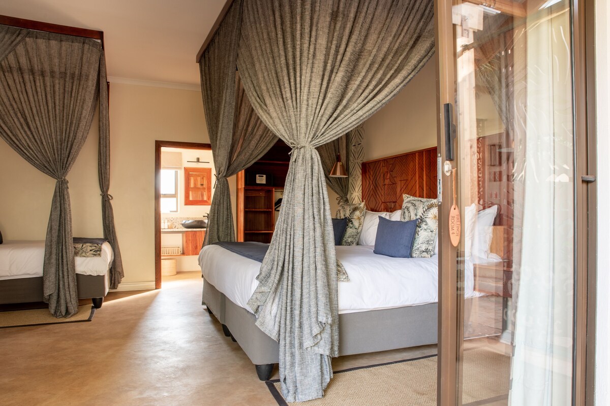 In-room safe, desk, laptop workspace, blackout curtains