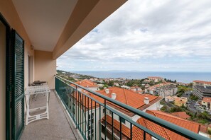 Porch - Caniço Quintas III (Santa Cruz)