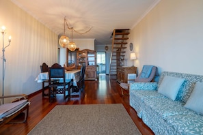 Apartment | Living area - Caniço Quintas III (Santa Cruz)