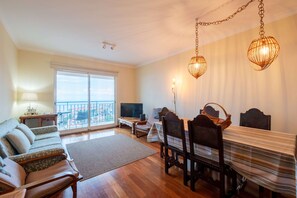 Living area - Caniço Quintas III (Santa Cruz)