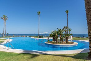 Utomhuspool