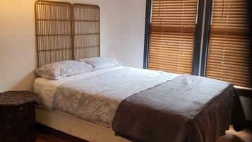 5 sovrum, värdeförvaringsskåp på rummet och strykjärn/strykbräda