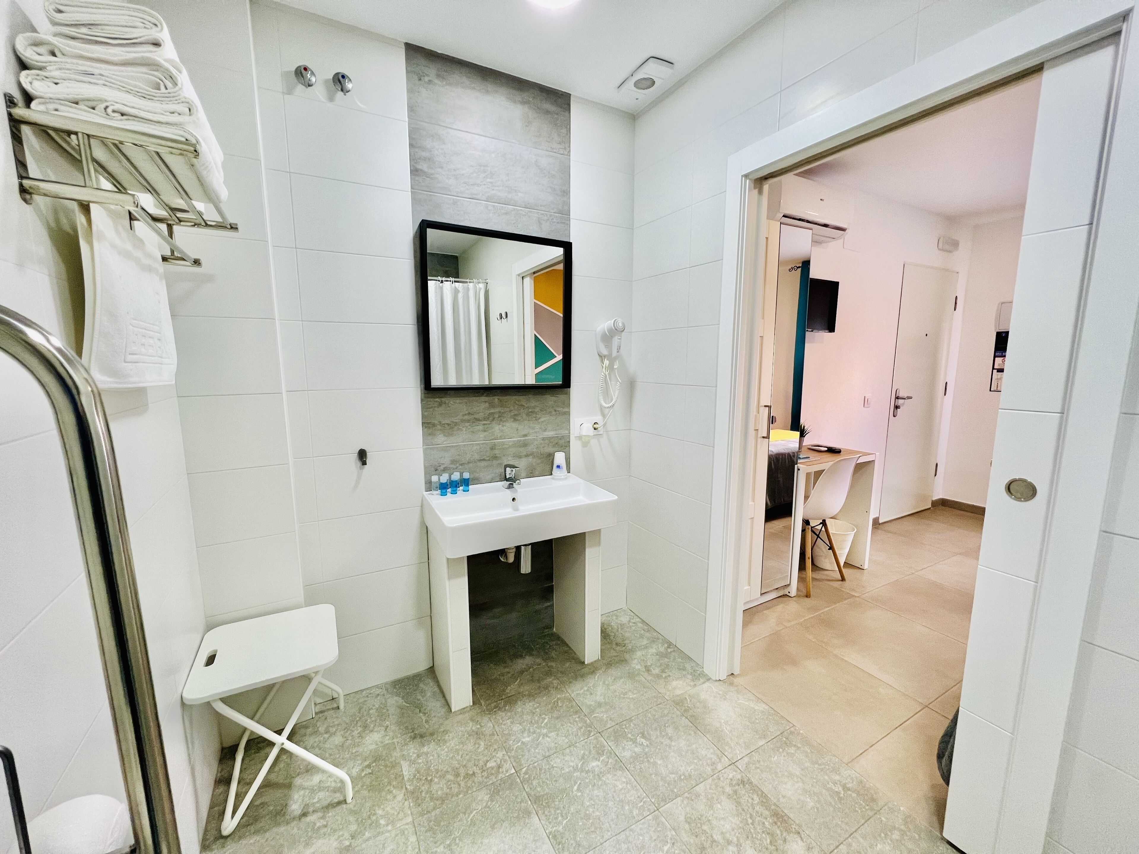 Photo - DORI ROOMS - Hostal