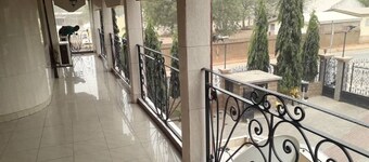 New Town Palace Hotel