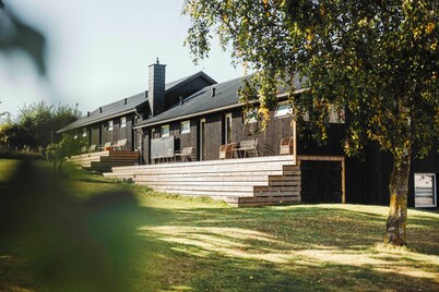 The Falcon Hotel