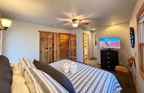 2 habitaciones, tabla de planchar con plancha, wifi y ropa de cama 