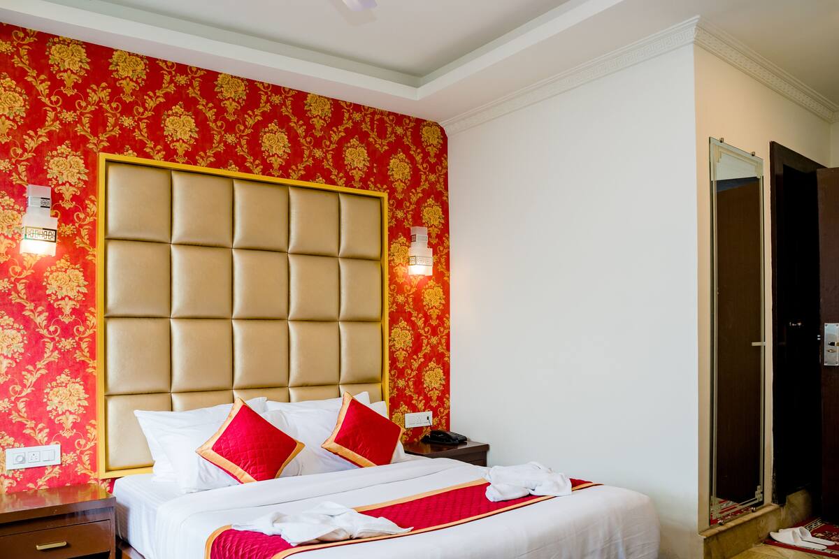 Egyptian cotton sheets, premium bedding, down duvets, memory-foam beds