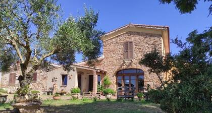 Gragonti Farmhouse