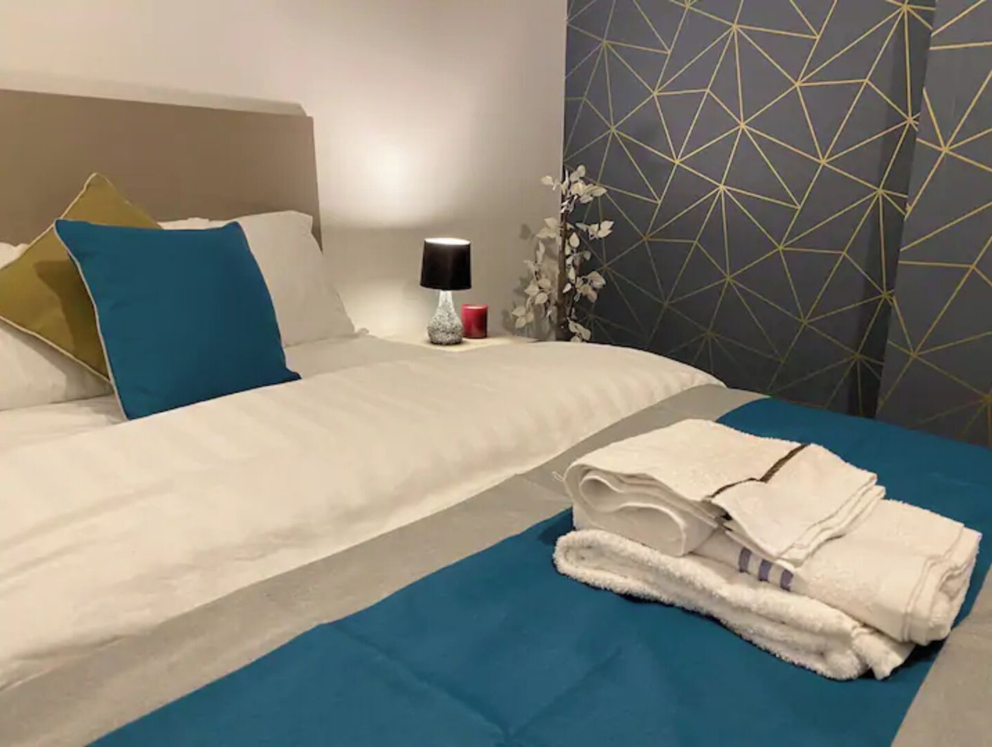 6 Schlafzimmer, WLAN, Bettwäsche