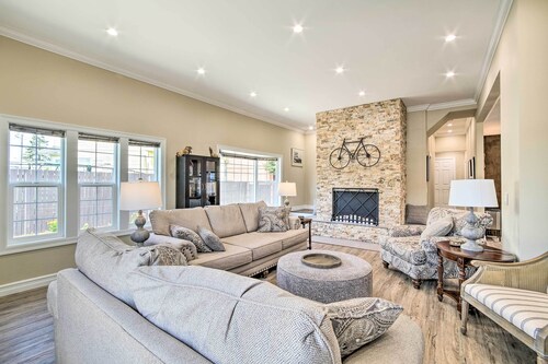 Renovated North Bend Cottage: Near Eateries!