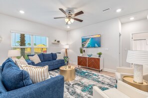 TV connectée, baby-foot, espaces bureaux