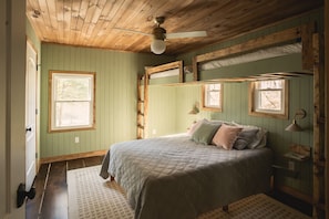 2 Schlafzimmer, Schreibtisch, Reisekinderbett, kostenloses WLAN