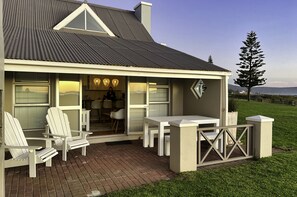 Family House | Terrace/patio - Seehuisie, Langebaan 6-Sleeper (Langebaan)