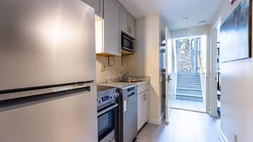 Condo, 4 chambres | Cuisine privée | Réfrigérateur, un four, lave-vaisselle, grille-pain