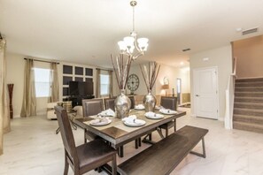 Villa, 6 habitaciones | Servicio a la habitación