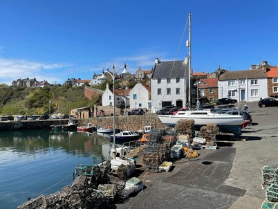 No50 - one bedroom cottage, south facing courtyard in Crail. 