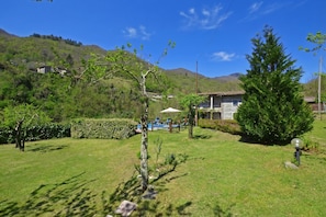 Property grounds - Casa Le Meriche (Castiglione di Garfagnana)