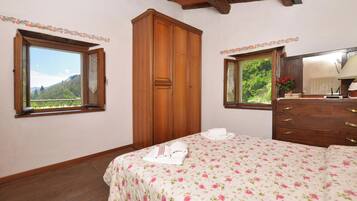 Rumah Keluarga, 3 kamar tidur, balkon (Casa Le Meriche) | Pemandangan dari kamar
