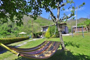 Children's area - Casa Le Meriche (Castiglione di Garfagnana)