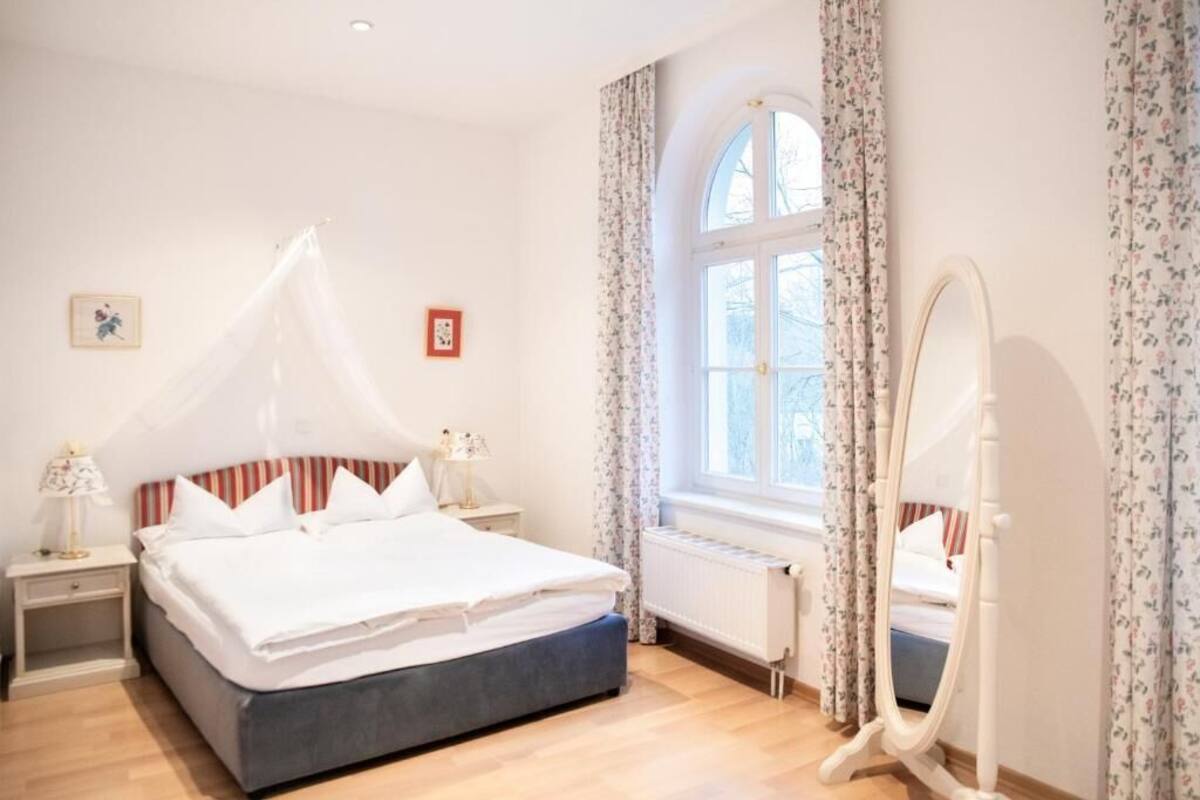 Habitación doble clásica | Wifi gratis y ropa de cama 