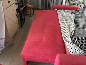 1 bedroom, soundproofing, iron/ironing board, free WiFi