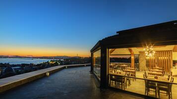 Breakfast, lunch, dinner served; Turkish cuisine, ocean views