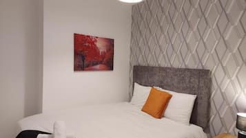 4 bedrooms, free WiFi, bed sheets