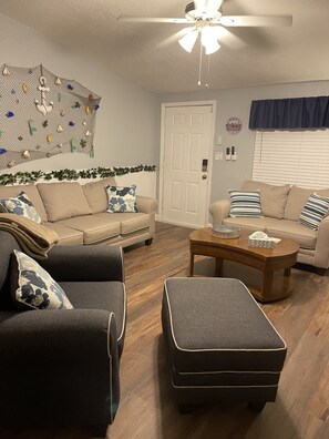 Smart-TV, Bücher, Drucker