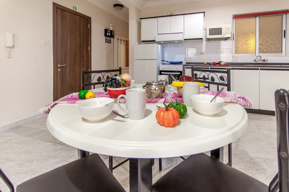 Family Apartment, Multiple Bedrooms (Sunny pool and terrace - Merill nb3) | Private kitchen | Fridge, microwave, oven, stovetop