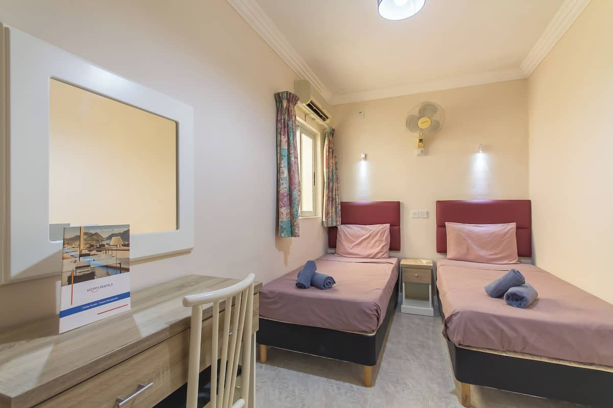 2 habitaciones, tabla de planchar con plancha y wifi gratis