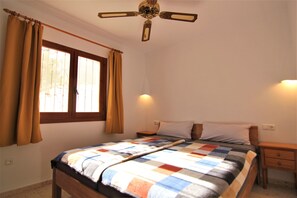 2 habitaciones, tabla de planchar con plancha y wifi gratis 