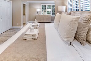 3 habitaciones, escritorio, tabla de planchar con plancha y wifi gratis 