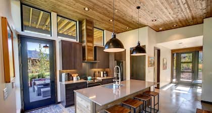 Base Camp 49 - Goat Peal Cabin 11A