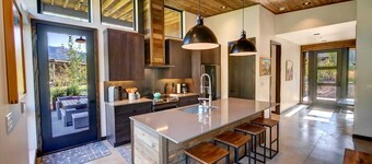 Base Camp 49 - Lucky Jim Cabin 11B