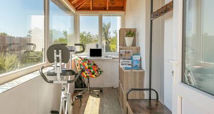 Ker Ar Men - Two Bedroom House, Sleeps 4