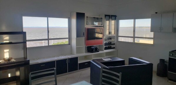 Interior - Beautiful Apartment With River View and Grill (Posadas)