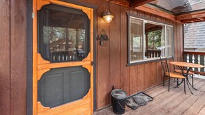 Unclassified image, 2 of 26, button - Encanto - Classic mountain cabin tastefully renovated! Game Consoles, Fenced yard! (Sugarloaf)
